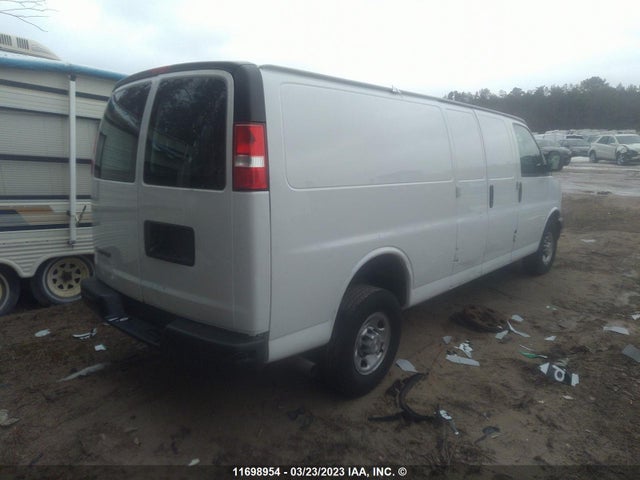 Chevrolet Express G2500 2020 1GCWGBFP2L1173118 Image 4