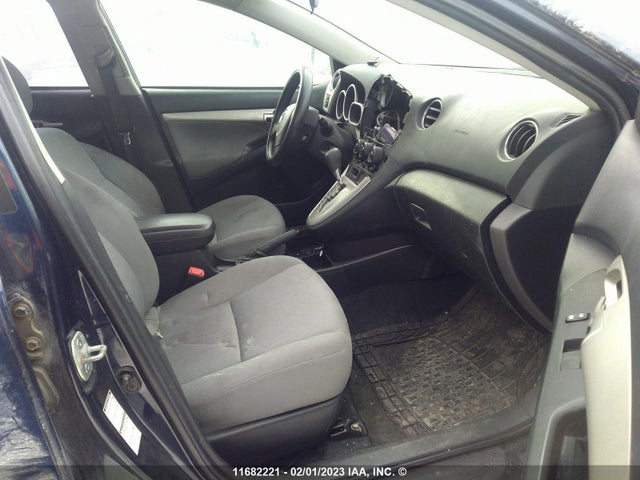 Toyota Corolla Matrix S 2010 2T1LE4EE7AC012843 Image 6