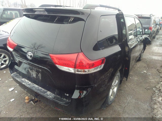 Toyota SIENNA LE 2013 5TDKK3DC9DS318498 Image 5