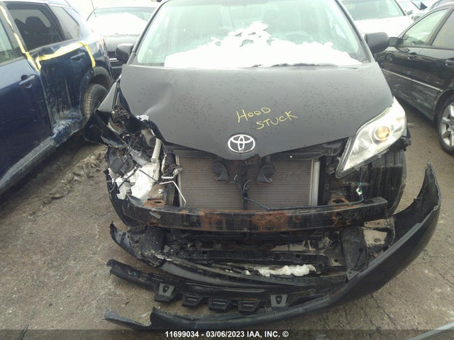 Toyota SIENNA LE 2013 5TDKK3DC9DS318498 Image 7