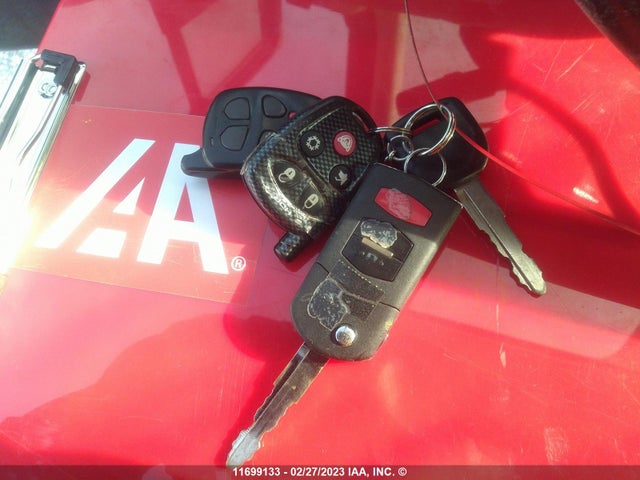 Mazda 5 2009 JM1CR293390354393 Image 3