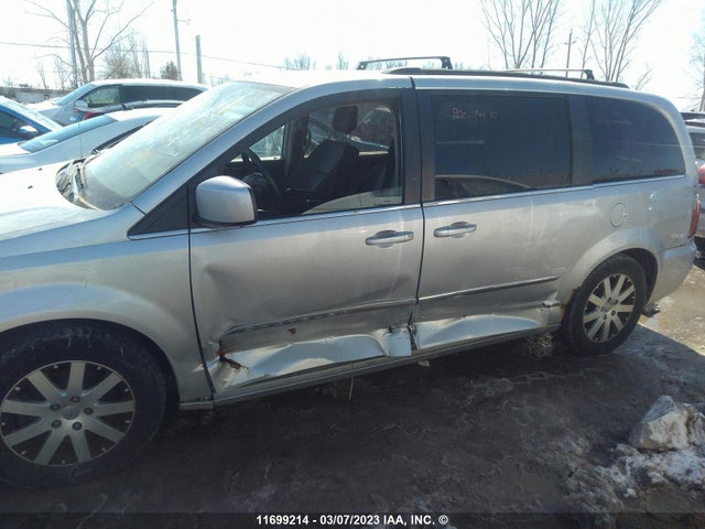 2C4RC1CG5CR323144 Chrysler Town & Country Touring L
