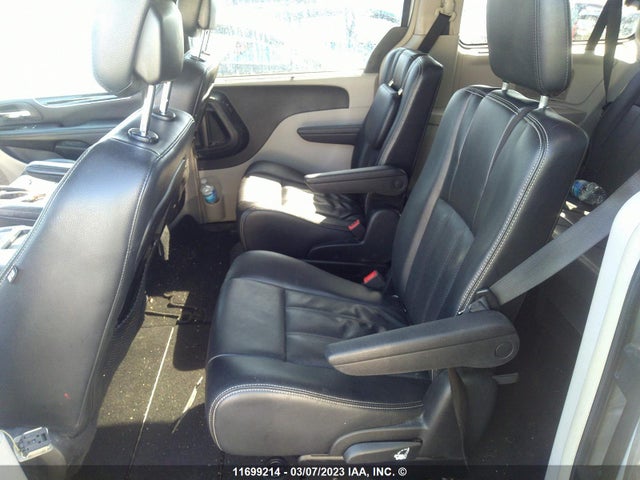 2C4RC1CG5CR323144 Chrysler Town & Country Touring L