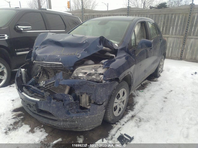 Chevrolet TRAX LS 2014 3GNCJKEB1EL163774 Image 2
