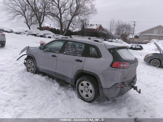 1C4PJMAS8GW290451 Jeep Cherokee Sport