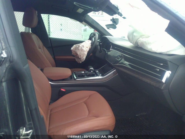WA1FVAF18KD031195 Audi Q8 Prestige S-line