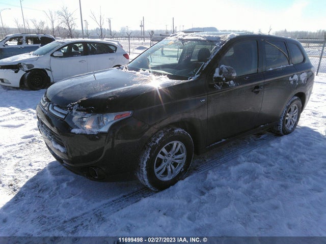 JA4JZ3AX9EZ600553 Mitsubishi Outlander Se