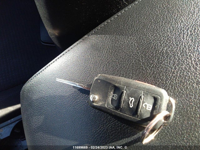 3VW2K7AJXFM406289 Volkswagen JETTA S