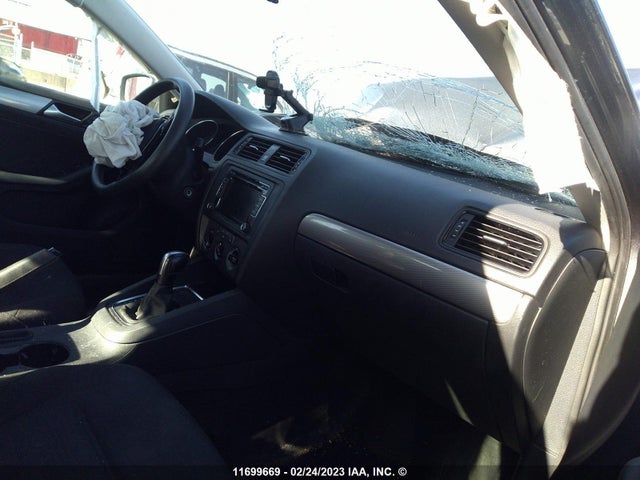 3VW2K7AJXFM406289 Volkswagen JETTA S