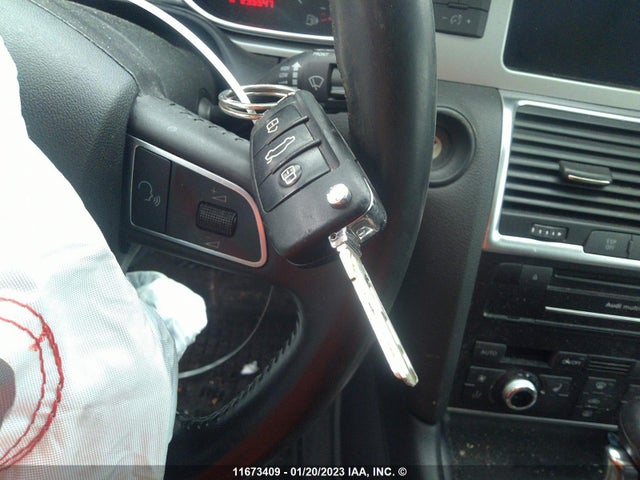 WA1JYCFE2AD001317 Audi Q7 PREMIUM