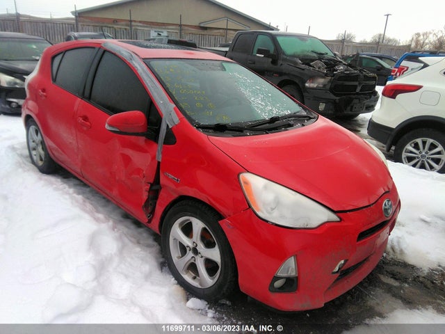 2013 JTDKDTB34D1050017 main image