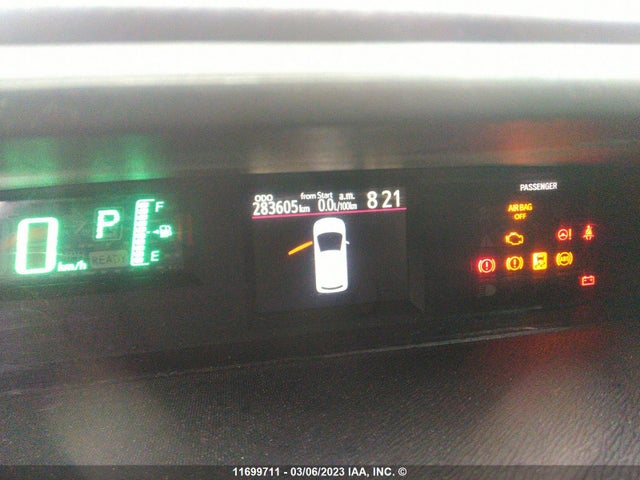Toyota PRIUS C 2013 JTDKDTB34D1050017 Image 8