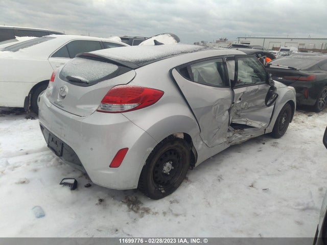 Hyundai Veloster 2016 KMHTC6AD4GU284319 Image 4