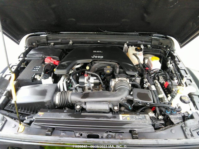 1C4HJXFG5MW516788 Jeep Wrangler Unlimited Rubicon