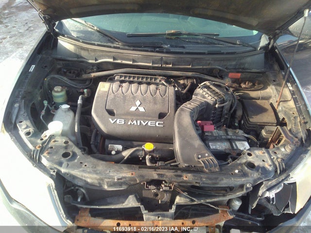 JA4MT31X69Z602541 Mitsubishi Outlander Se