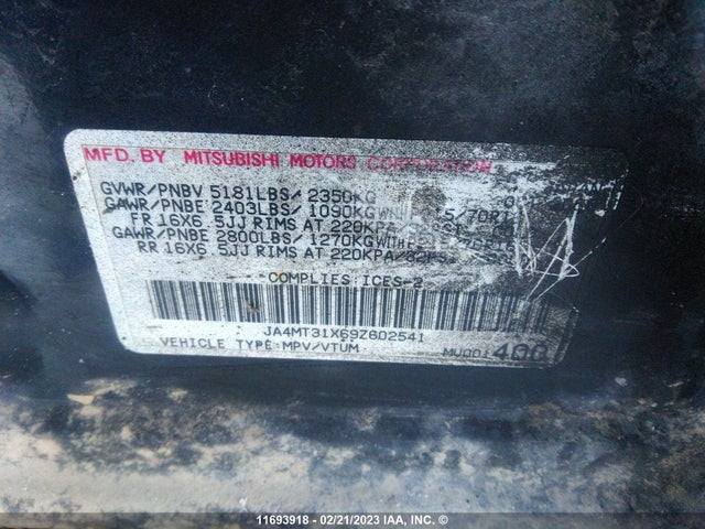 JA4MT31X69Z602541 Mitsubishi Outlander Se