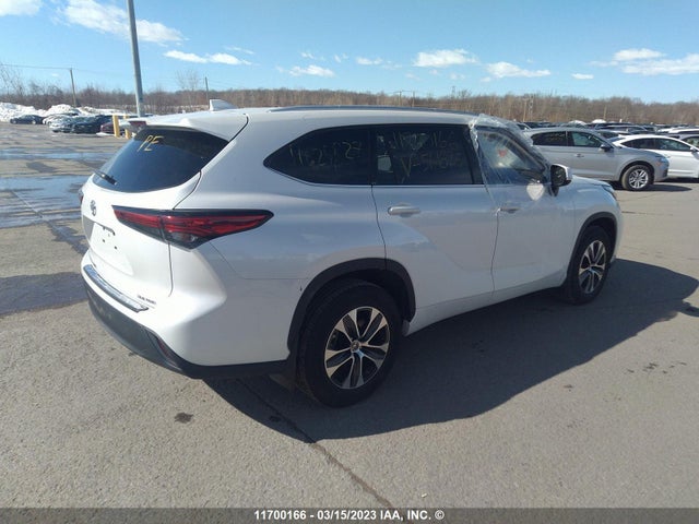 Toyota Highlander Xle 2022 5TDGZRBH4NS561835 Image 4