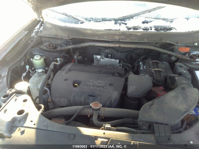 JA4AT2AW3BU609003 Mitsubishi Outlander Es