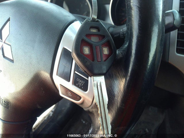 JA4AT2AW3BU609003 Mitsubishi Outlander Es