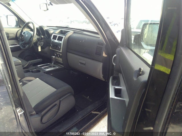 Dodge NITRO SXT 2010 1D4PU5GK3AW116494 Image 6