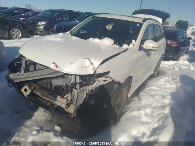 JA4JZ4AXXEZ607355 Mitsubishi OUTLANDER GT