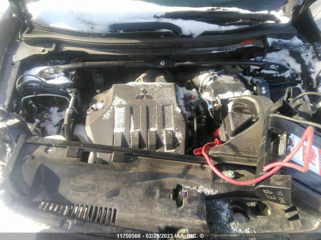 JA4ATUAA4NZ600432 Mitsubishi Eclipse Cross Es