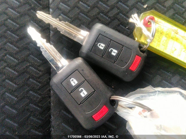 JA4ATUAA4NZ600432 Mitsubishi Eclipse Cross Es