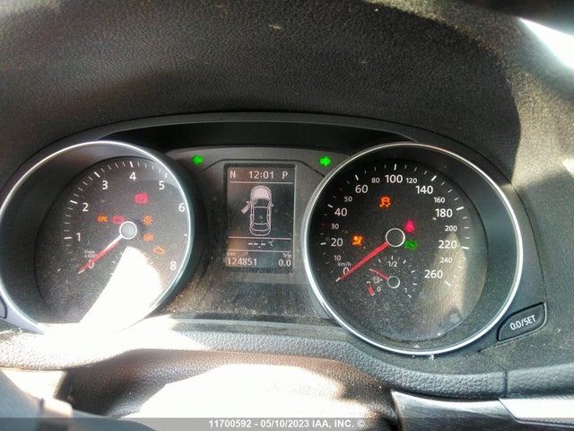 1VWBA7A39JC007906 Volkswagen PASSAT SE