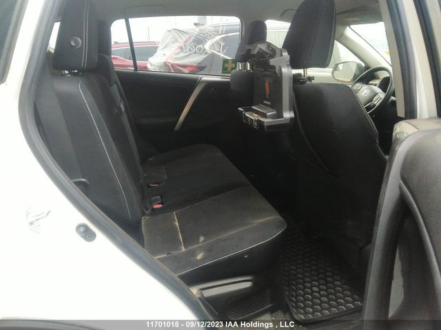 Toyota Rav4 Hv Le Plus/xle 2018 JTMRJREV0JD200531 Image 8