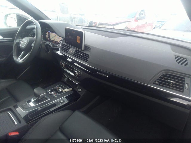 WA1ENAFY4L2030244 Audi Q5 Titanium Premium Plus