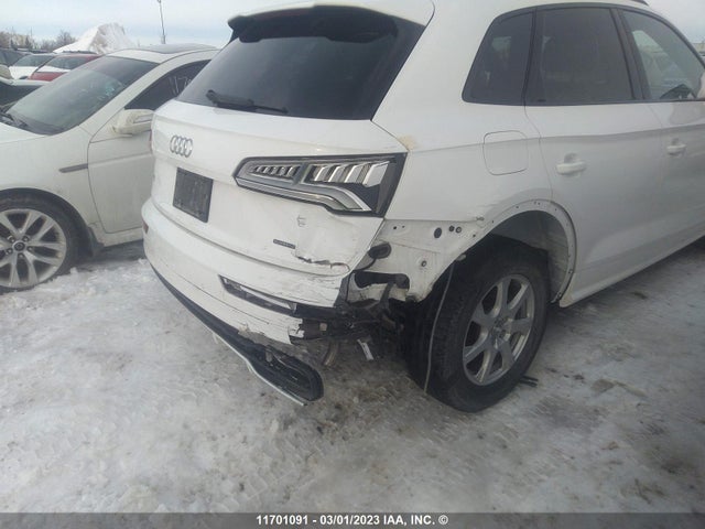 WA1ENAFY4L2030244 Audi Q5 Titanium Premium Plus
