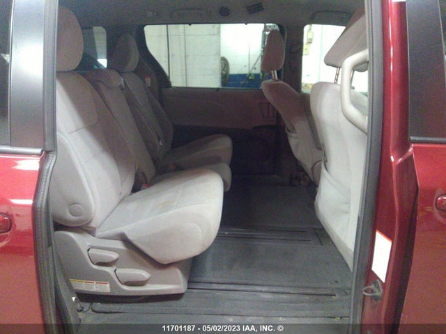 Toyota SIENNA LE 2015 5TDKK3DC7FS685595 Image 9