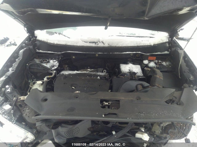 JA4AJ4AW3HZ609225 Mitsubishi Rvr Se Limited/gt