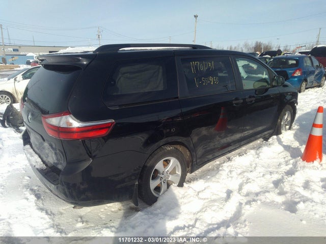Toyota SIENNA 2015 5TDZK3DC4FS556955 Image 4