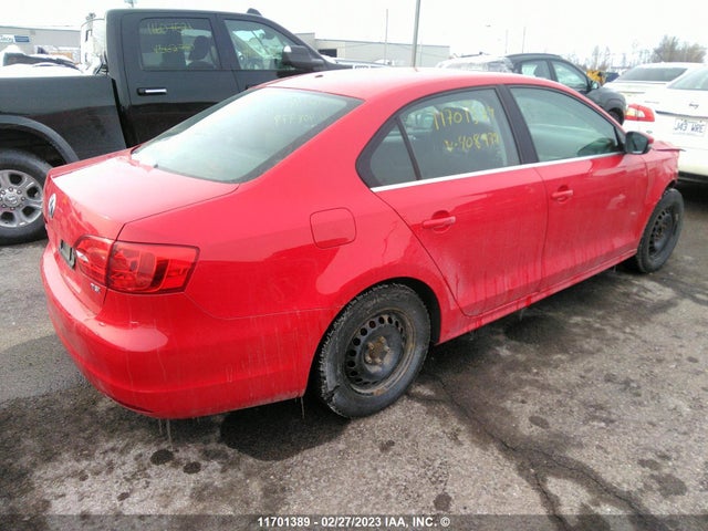 3VWD07AJ5EM408979 Volkswagen JETTA SE