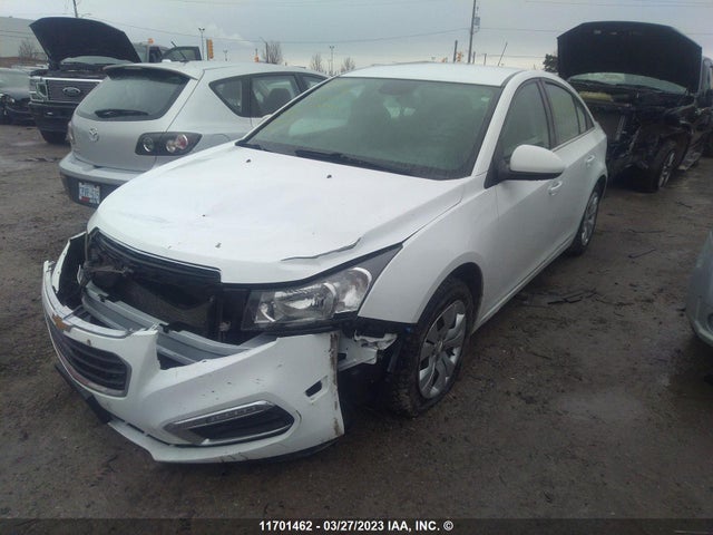 Chevrolet Cruze 2015 1G1PC5SB5F7264681 Image 2