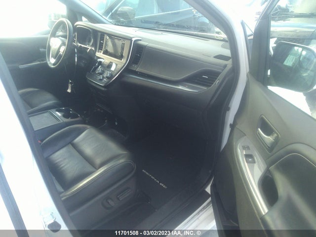 Toyota SIENNA SE 2017 5TDXZ3DC2HS878516 Image 7