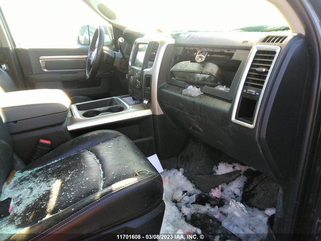 RAM 3500 Slt 2018 3C63R3DL7JG132685 Image 6