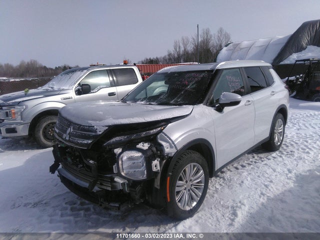JA4J4UA81NZ608353 Mitsubishi Outlander