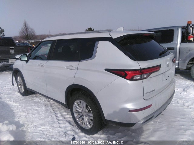 JA4J4UA81NZ608353 Mitsubishi Outlander