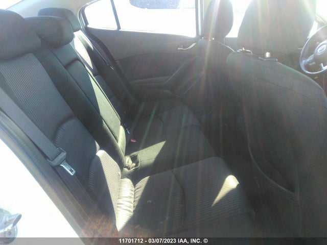 Mazda MAZDA3 2014 JM1BM1V70E1118804 Image 9