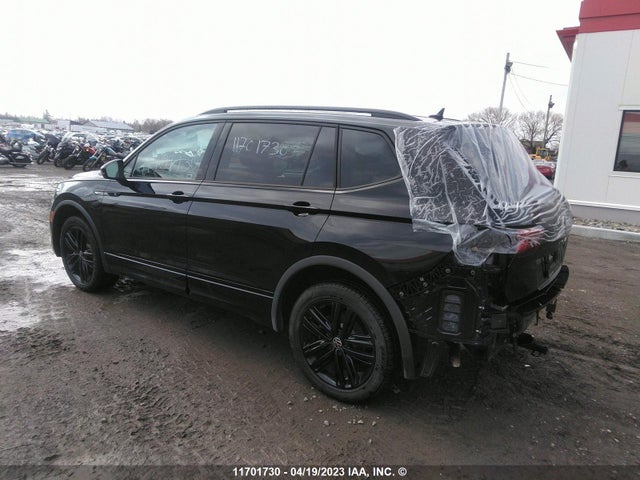 3VV8B7AX1NM098995 Volkswagen Tiguan Se R-line Black