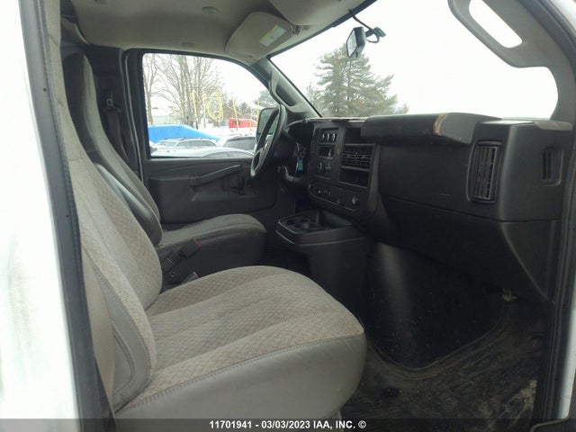 Chevrolet Express G2500 2020 1GCWGBFP4L1173931 Image 7