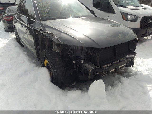 WA1FNAFY3J2153678 Audi Q5 Technik S-line
