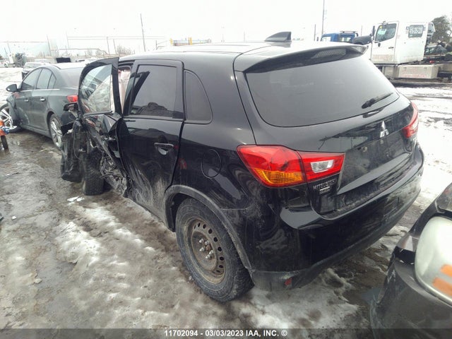 JA4AJ3AU8HZ601680 Mitsubishi RVR
