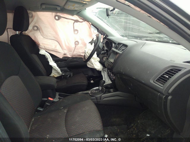 JA4AJ3AU8HZ601680 Mitsubishi RVR