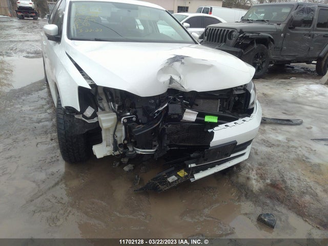 3VW2K7AJ3FM404948 Volkswagen JETTA S