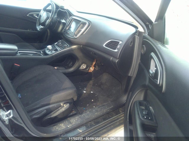 1C3CCCAB2FN634125 Chrysler 200 Limited