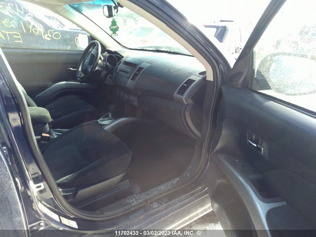 JA4JT3AX7DU602962 Mitsubishi Outlander Se