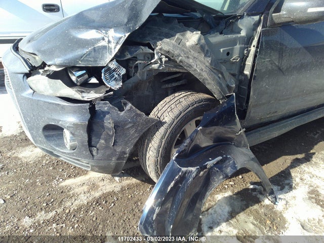 JA4JT3AX7DU602962 Mitsubishi Outlander Se